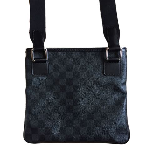 sacoche louis vuitton homme vrai|vente de sac Louis Vuitton.